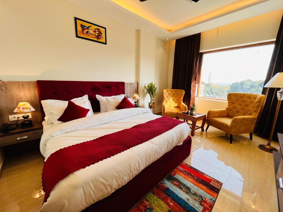 Nature Valley Resort, Haridwār Buitenkant foto